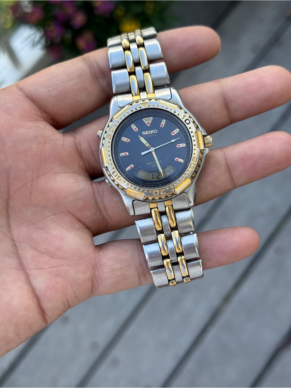 Seiko vintage sports Two-Tone men Stainless Steel Watch digital and analog dial